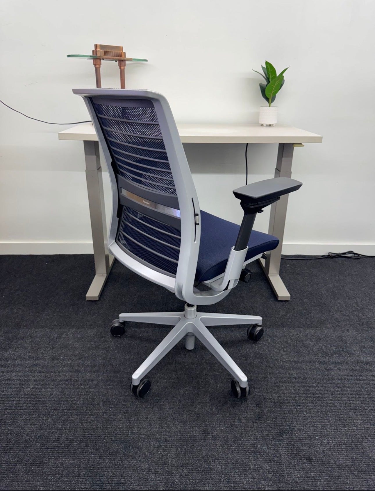 STEELCASE THINK V2 FULLY LOADED