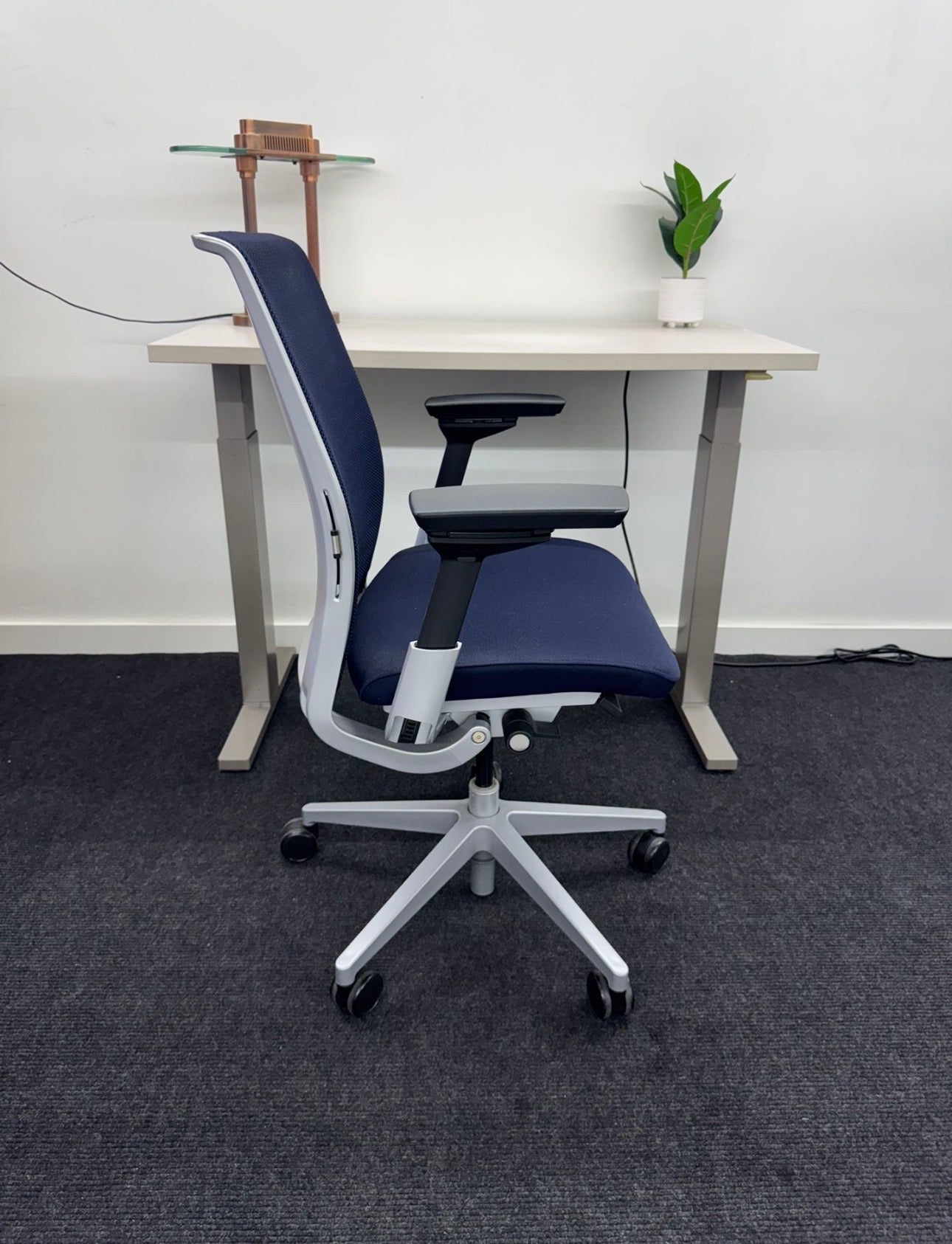 STEELCASE THINK V2 FULLY LOADED
