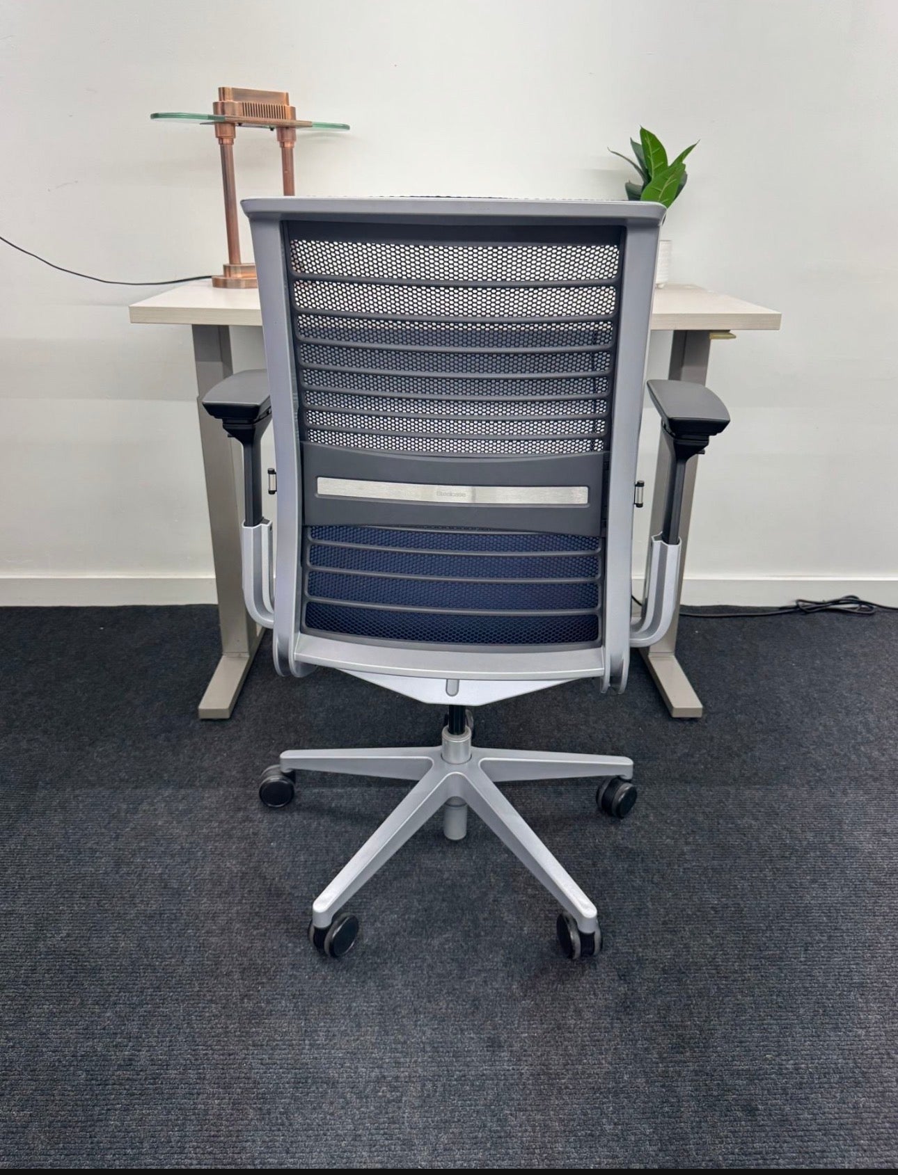 STEELCASE THINK V2 FULLY LOADED