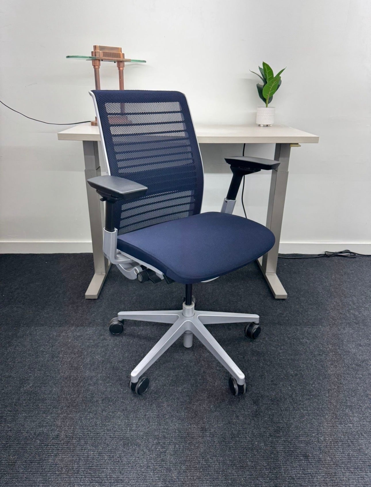 STEELCASE THINK V2 FULLY LOADED
