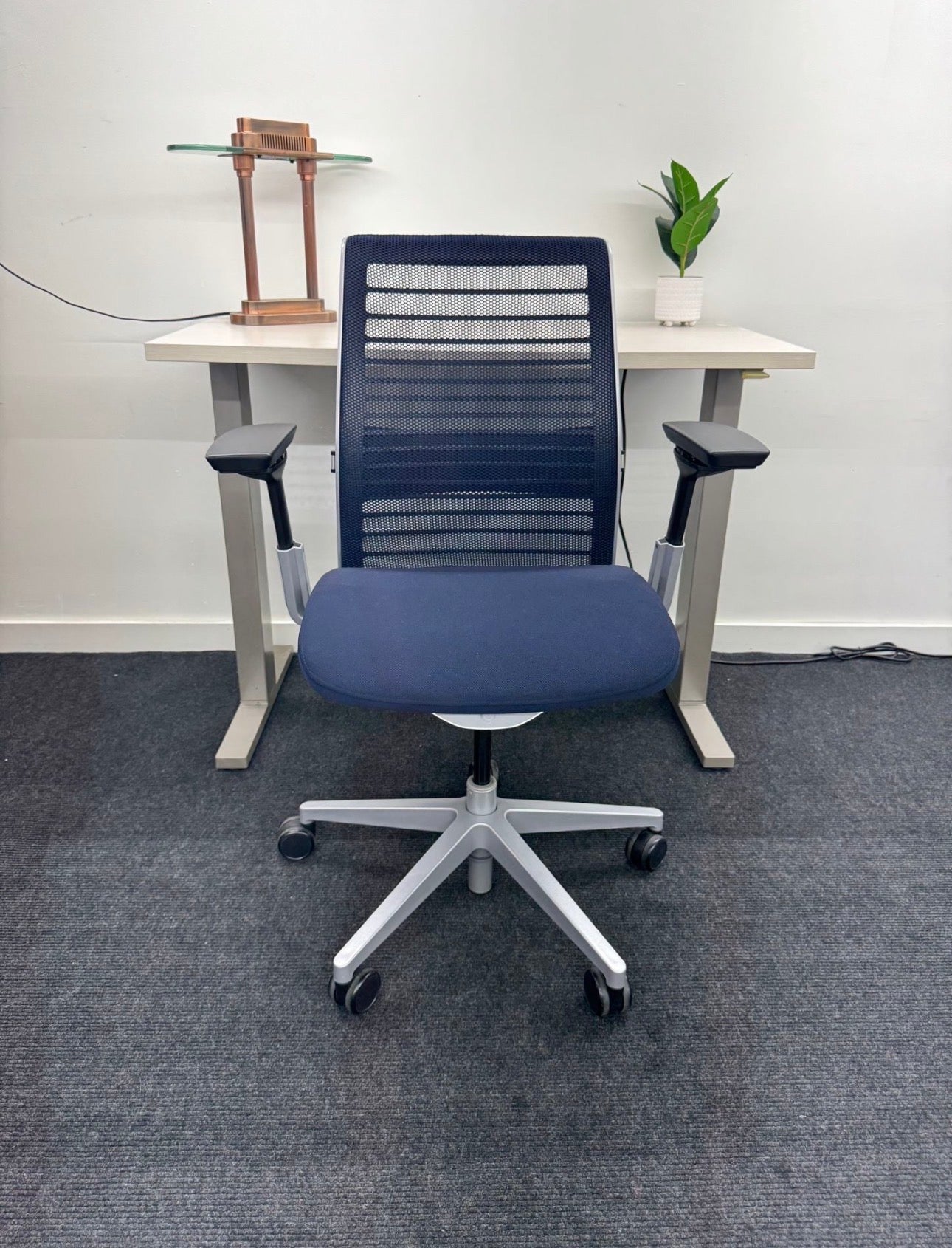 STEELCASE THINK V2 FULLY LOADED